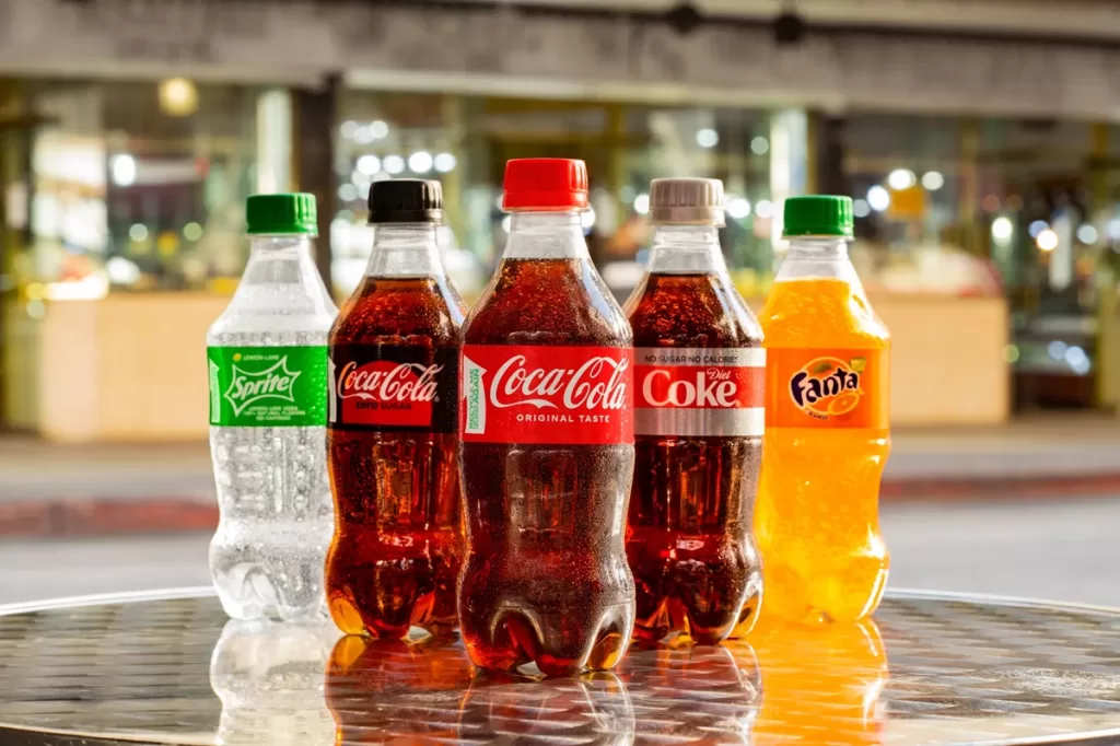 Diseño ecológico de las botellas de la línea Coca Cola, registrados como modelos industriales