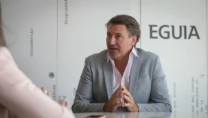 javier eguía explica el desafío de Eguía marcas y patentes exterior